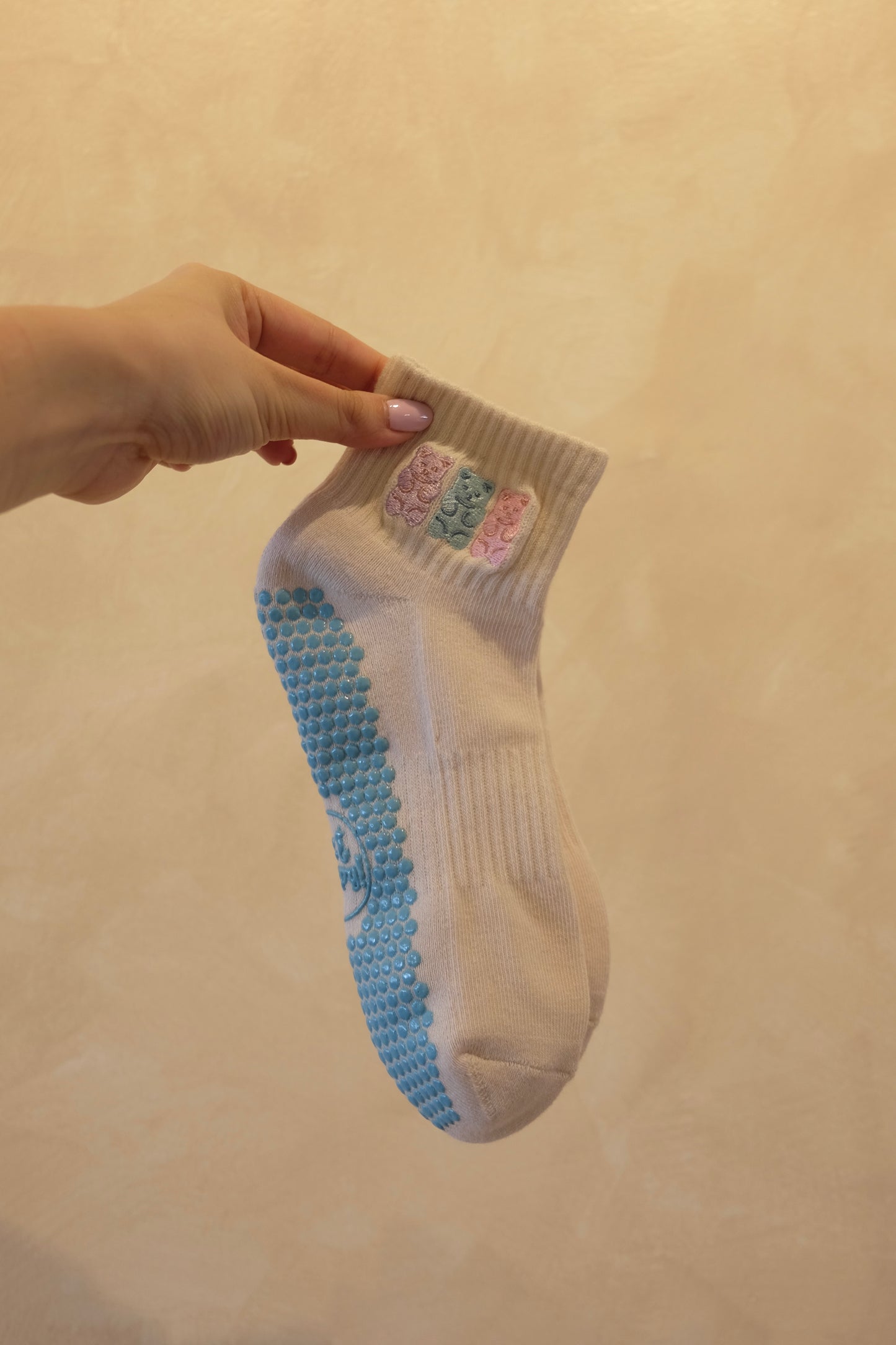 Gummy Bears Quarter Crew Grip Socks